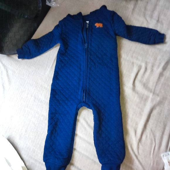 Carter's onesie - Picture 2 of 4